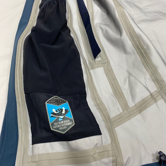 COPY - Men’s Columbia Ski/Snowboard Jacket - Picture 8 of 13